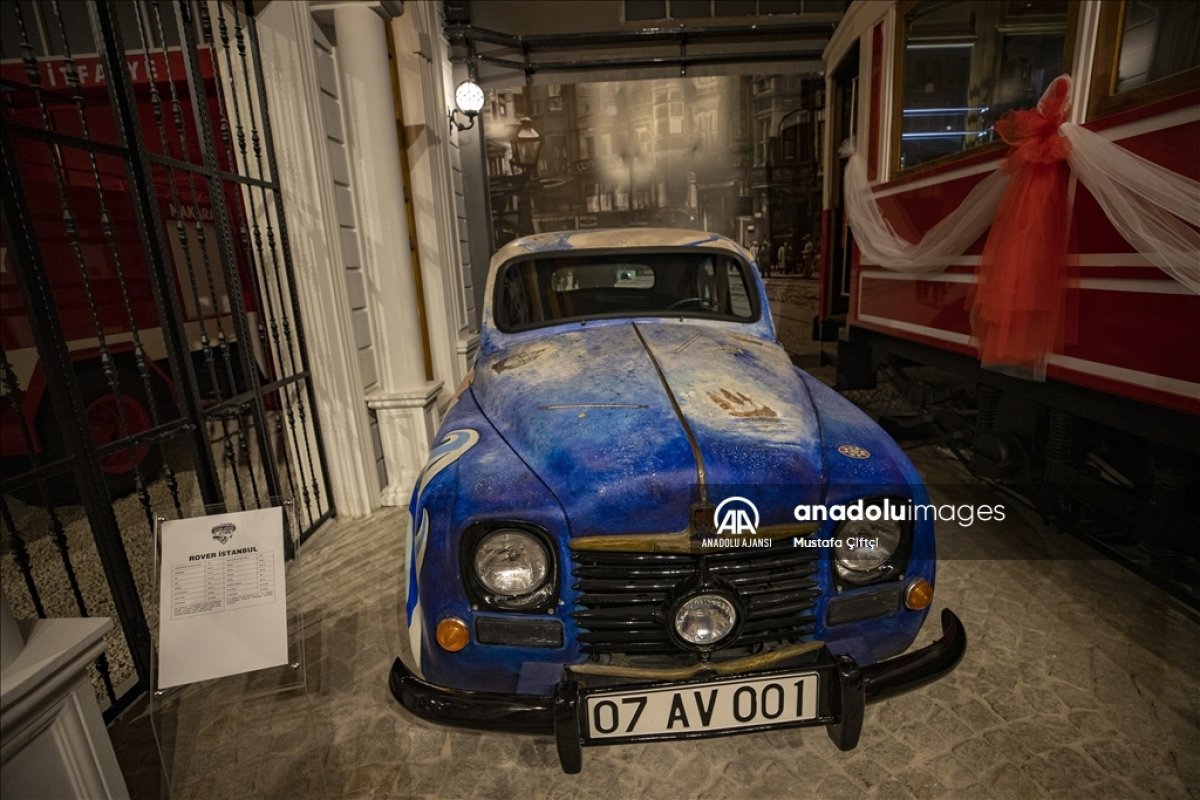 Antalya Araba Müzesi, ziyaretçilerini zamanda yolculuğa çıkarıyor #1