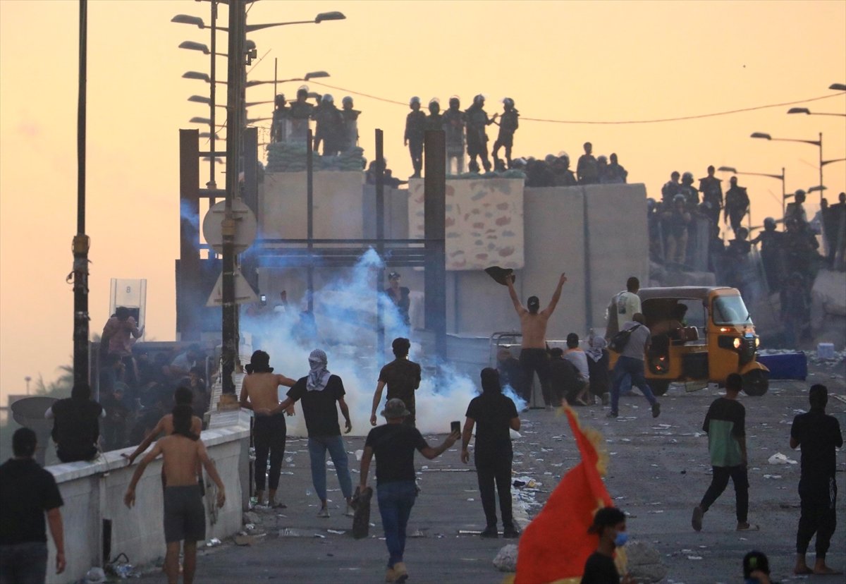 Bağdat Yeşil Bölge de protestolar: 133 yaralı #2