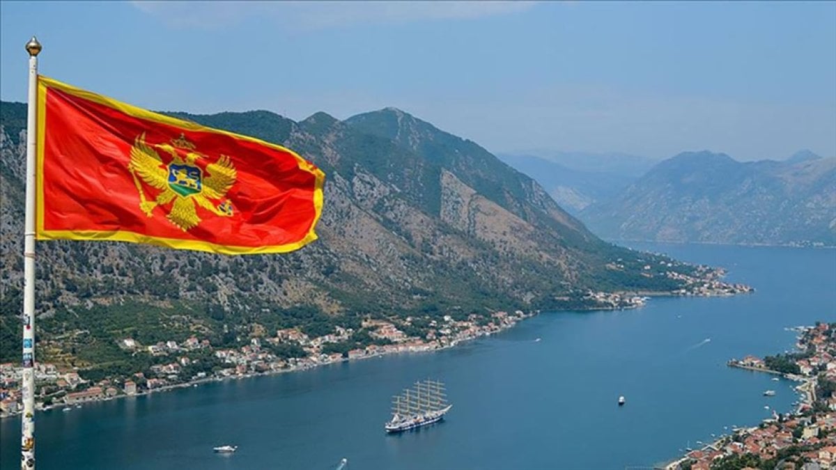 Montenegro declares 6 Russian diplomat persona non grata #1