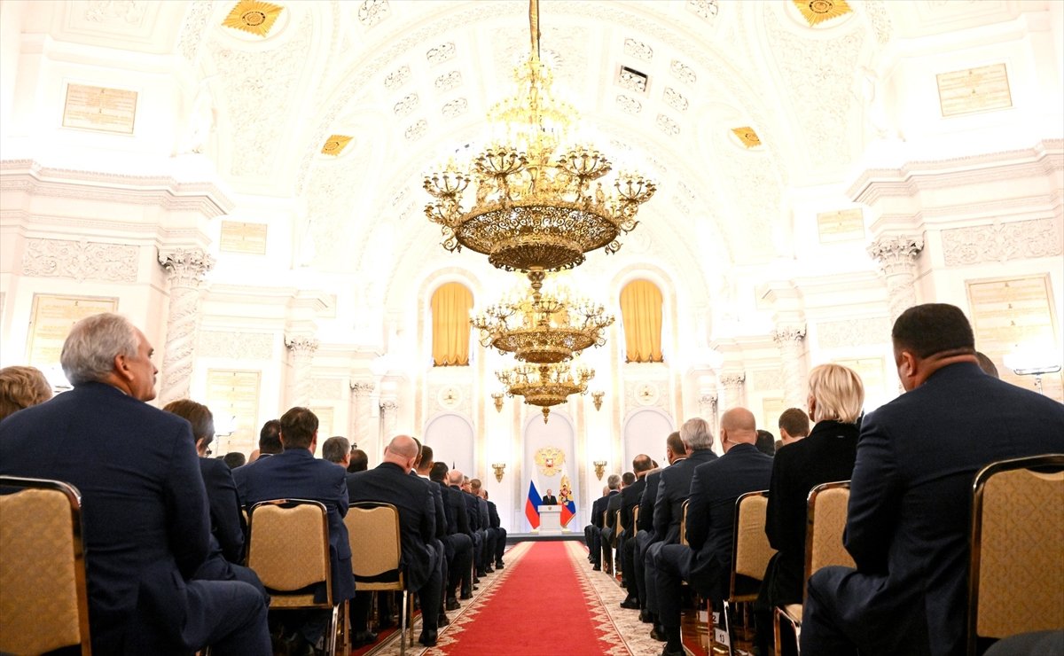 Vladimir Putin: Kiev yönetimini müzakere masasına oturmaya çağırıyoruz #2