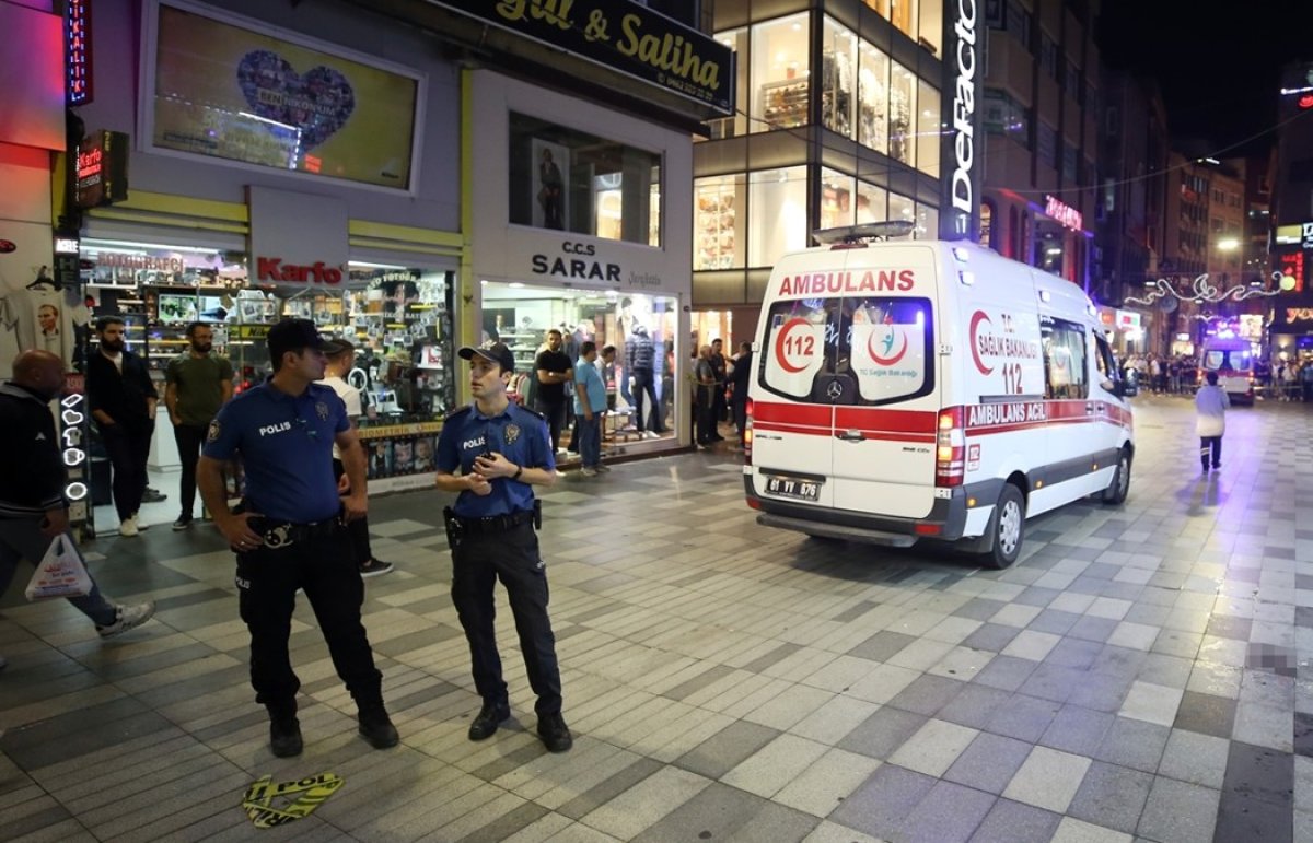 Trabzon da bir kişi yürürken yüzüne mermi isabet etmesi sonucu yaralandı #1