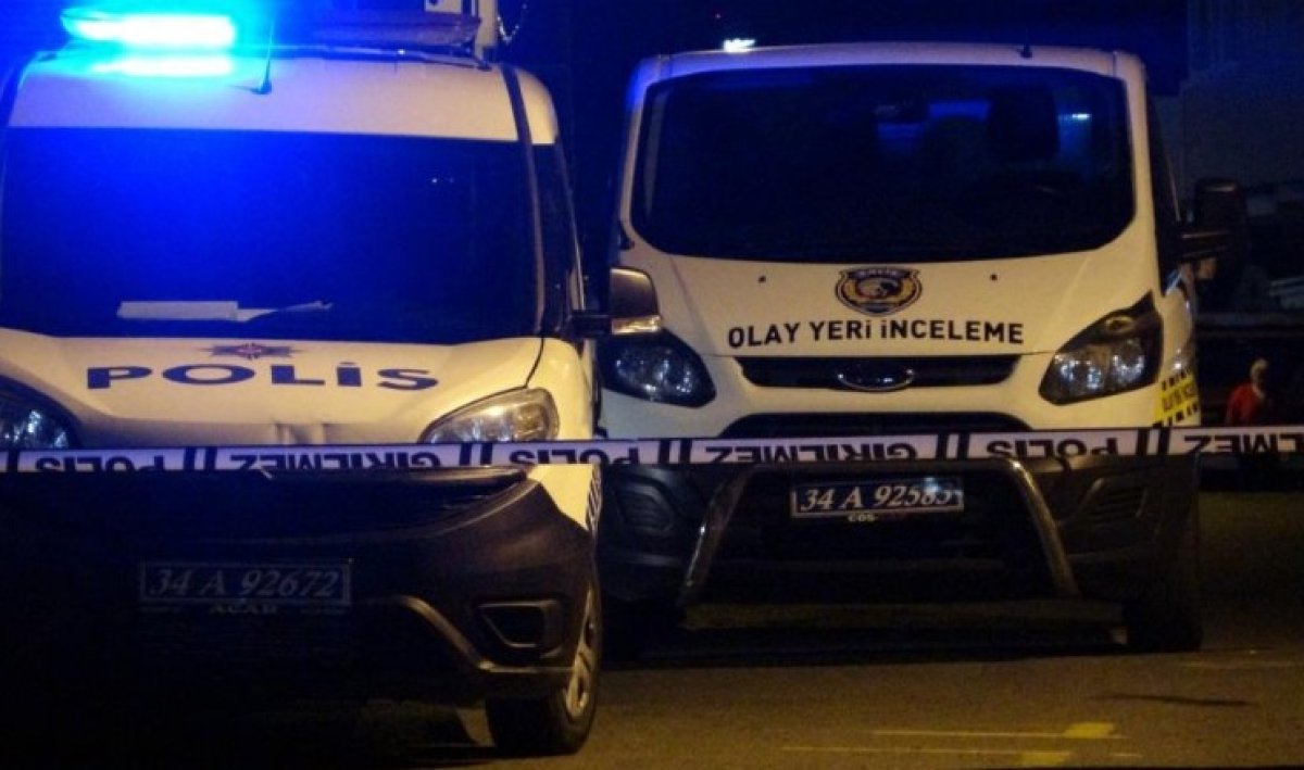 Ataşehir de yolda yürüyen 3 kişi silahlı saldırıya uğradı #2