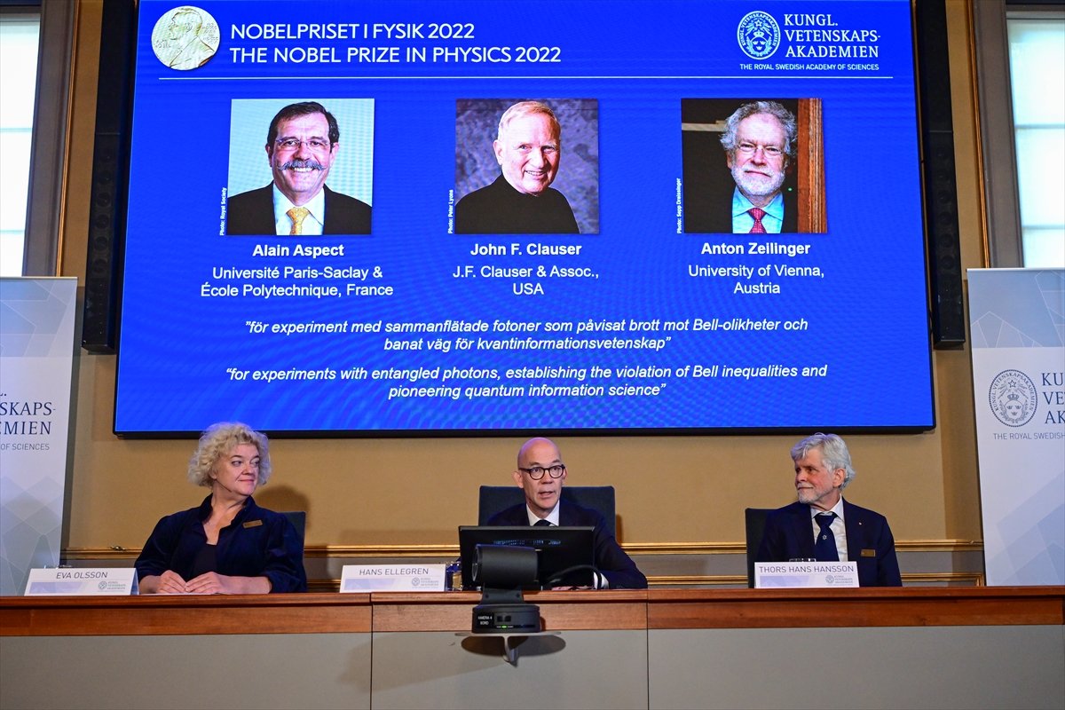 2022 Nobel Fizik Ödülü nü 3 bilim insanı paylaştı #4