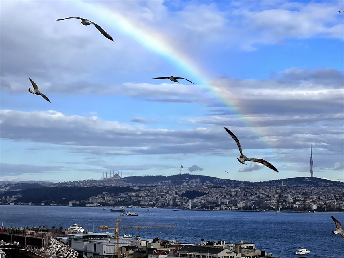 İstanbul da yağış sonrası gökkuşağı #1
