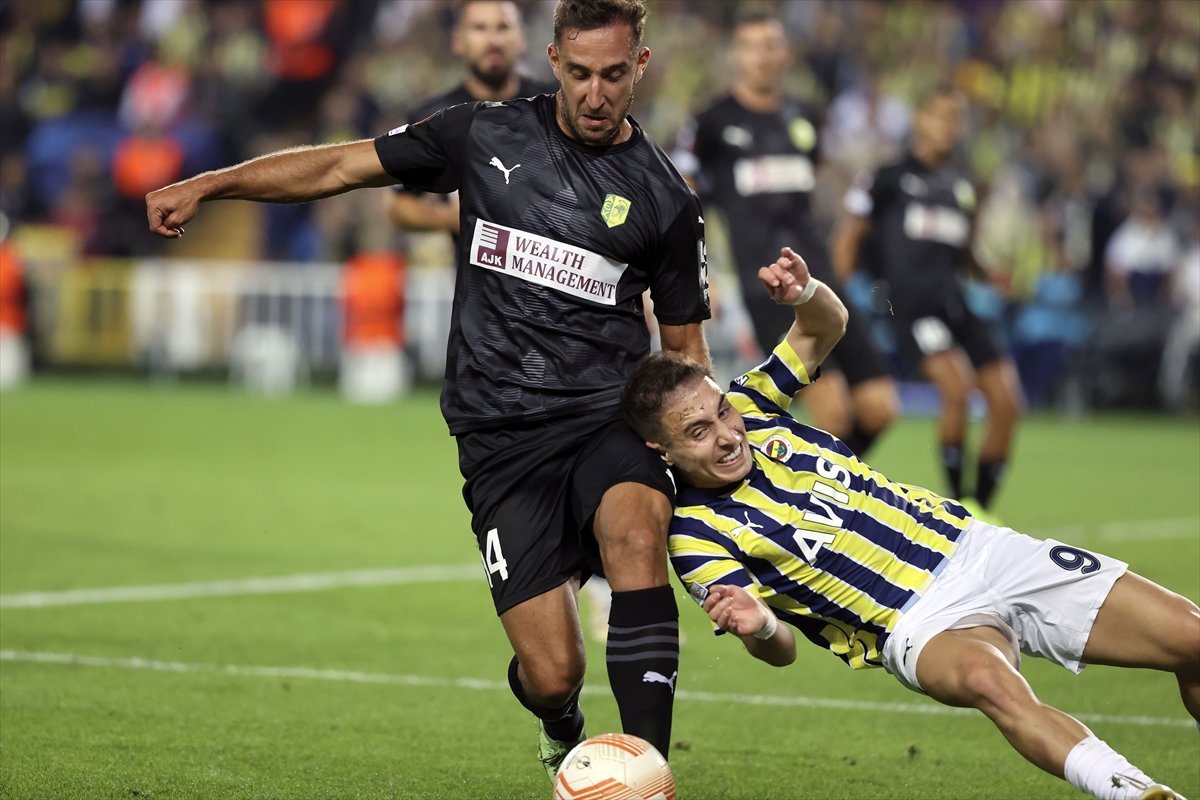 Fenerbahçe, AEK Larnaca yı mağlup etti #4