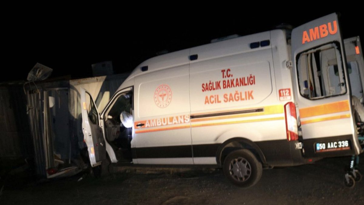 Nevşehir'de şizofreni hastası, hastanın bulunduğu ambulansı kaçırdı