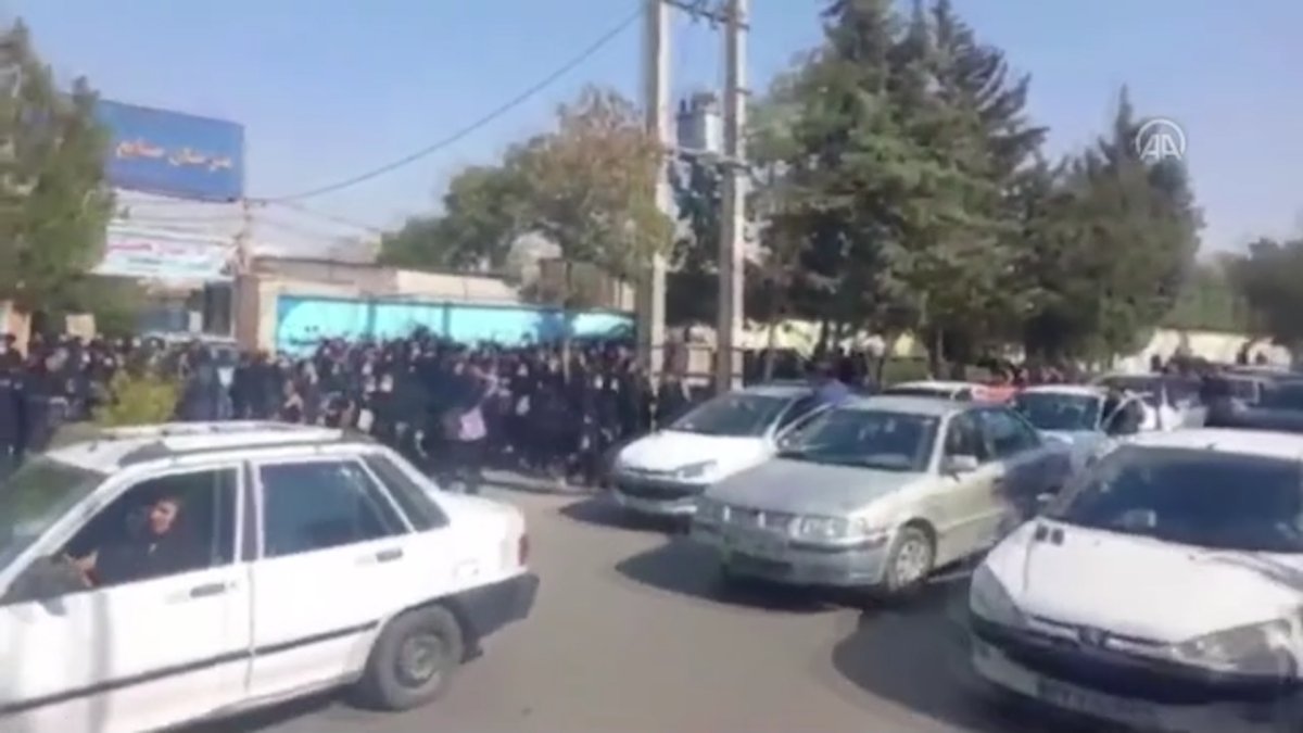 Tahran da Mahsa Emini protestoları yeniden başladı #2