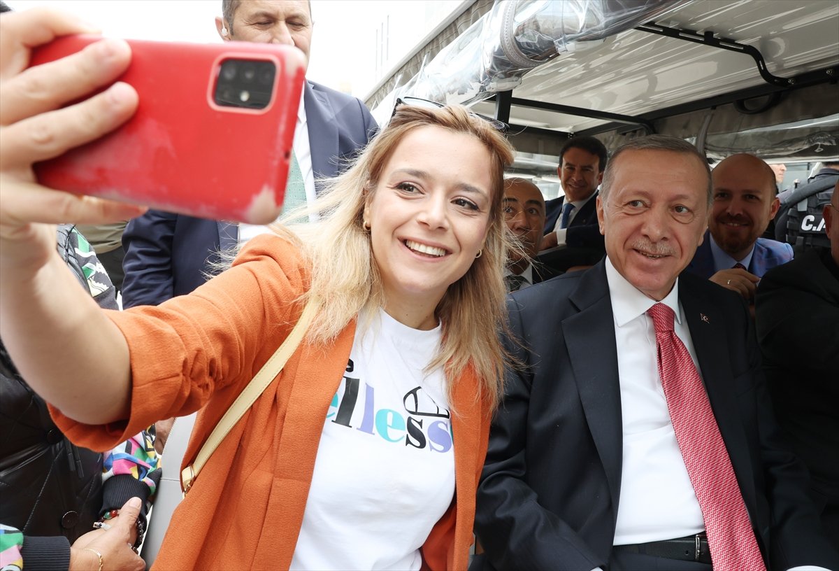 Cumhurbaşkanı Erdoğan a İstanbul da yoğun ilgi  #4