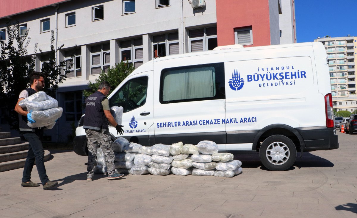 Adana da İBB cenaze aracında 144 kilo uyuşturucu yakalandı #9