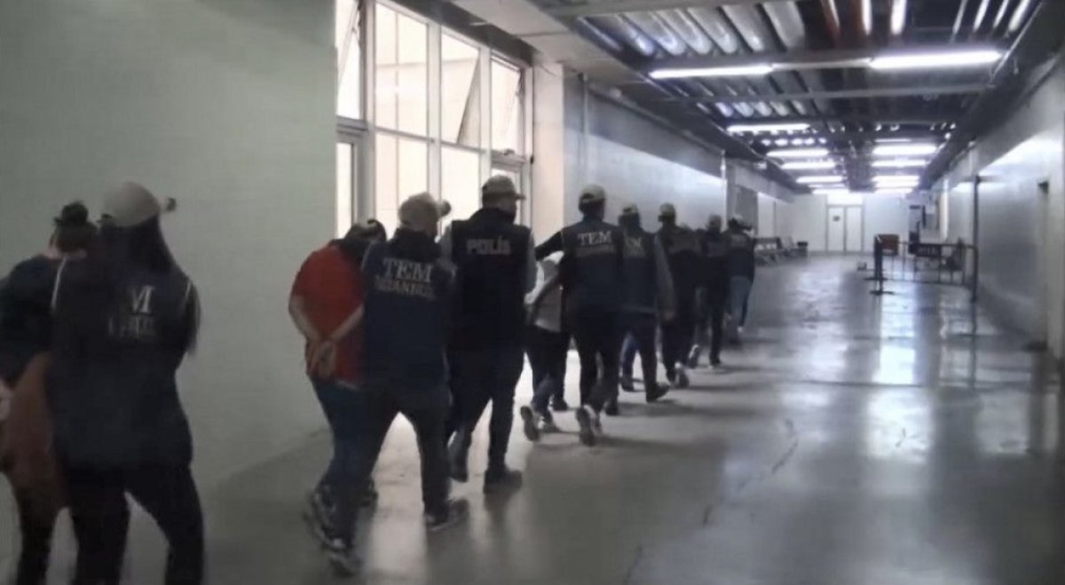 İstanbul da terör operasyonunda 12 kişiye gözaltı #3
