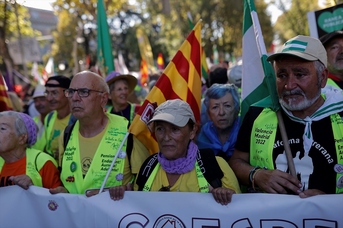 España da emekliler hayat isyan etti #6