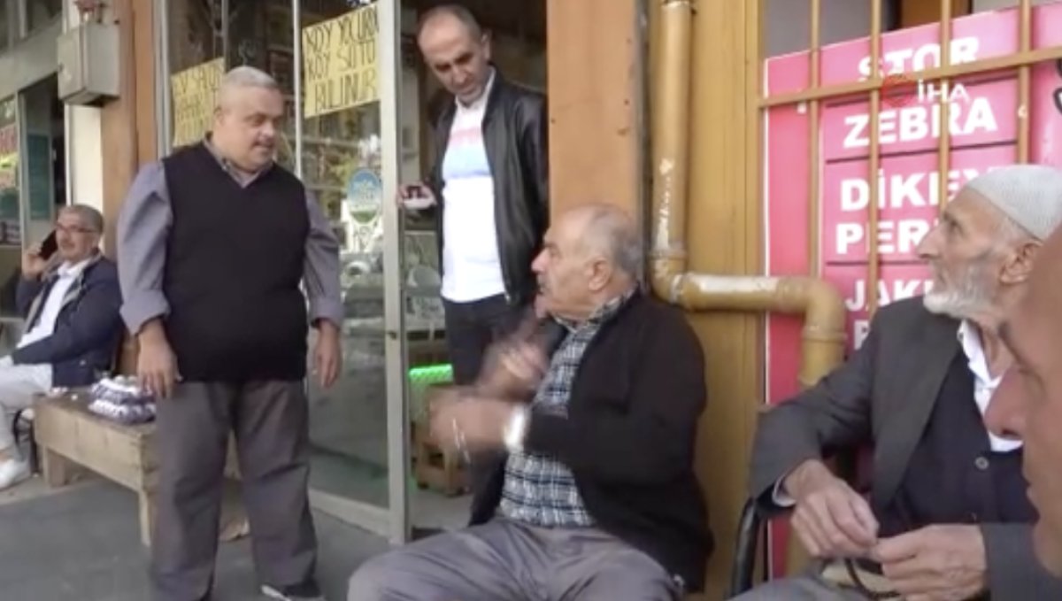 Malatyalı esnafın down sendromlu çaycısı #2
