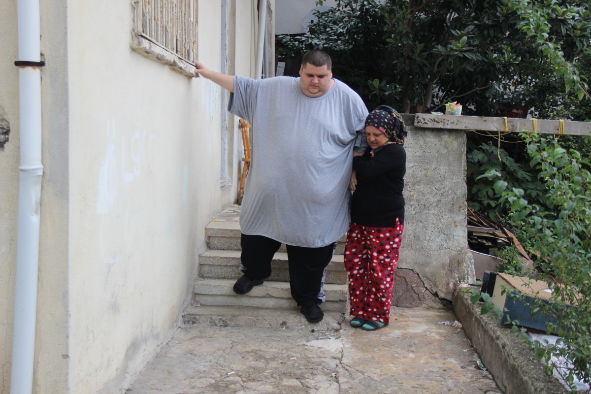 Kocaeli’de obezite hastası genç, 300 kiloya ulaştı #1