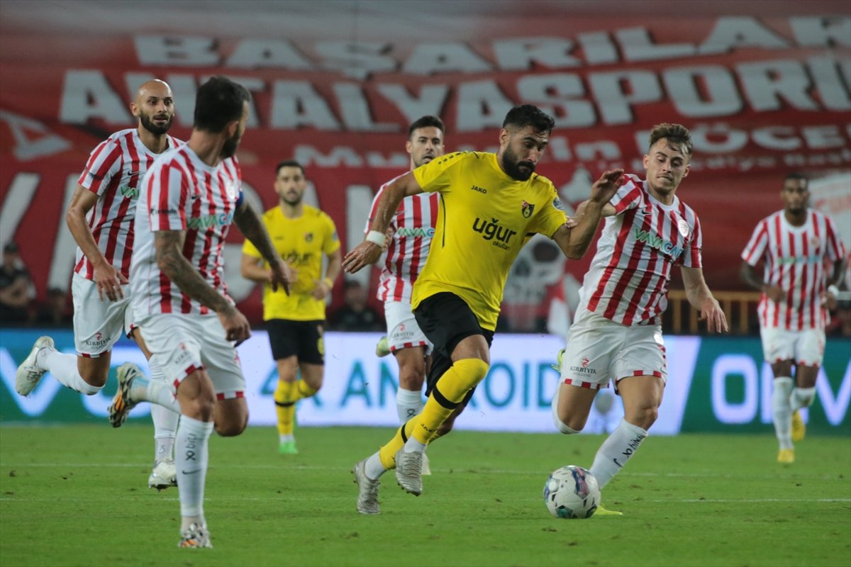 Antalyaspor, İstanbulspor u son dakika golüyle yendi #6