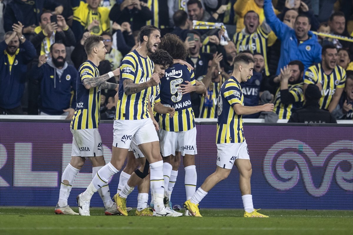 Fenerbahçe, Başakşehir i mağlup etti #4