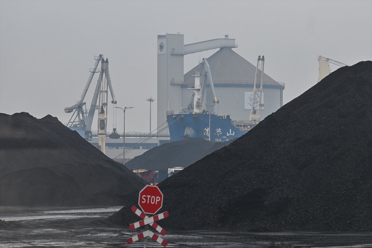 Polonya limanlarında kömür sevkiyatları hızlandı #3