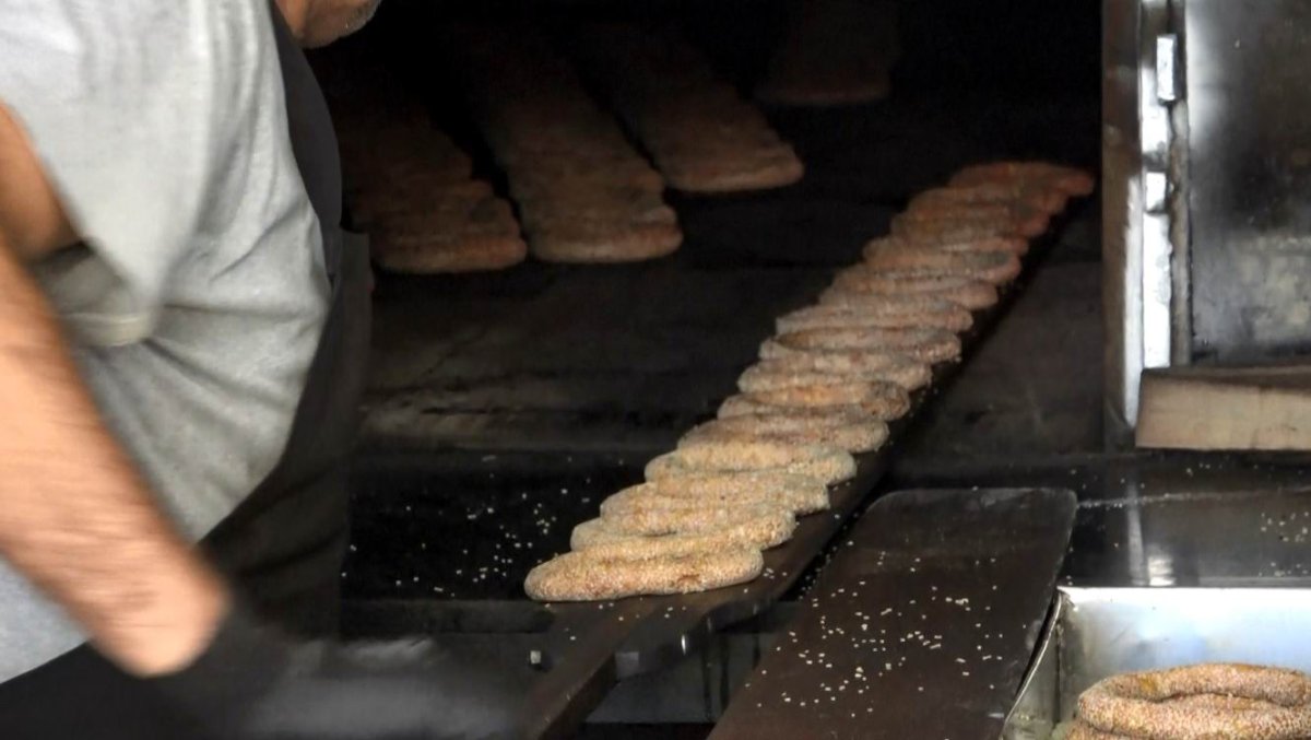 Samsunlu vatandaşlardan Yunanistan a simit tepkisi #1