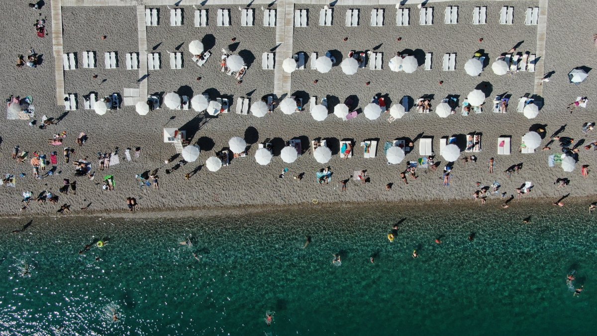 Antalya da Kasım ayında bitmeyen yaz yoğunluğu #2