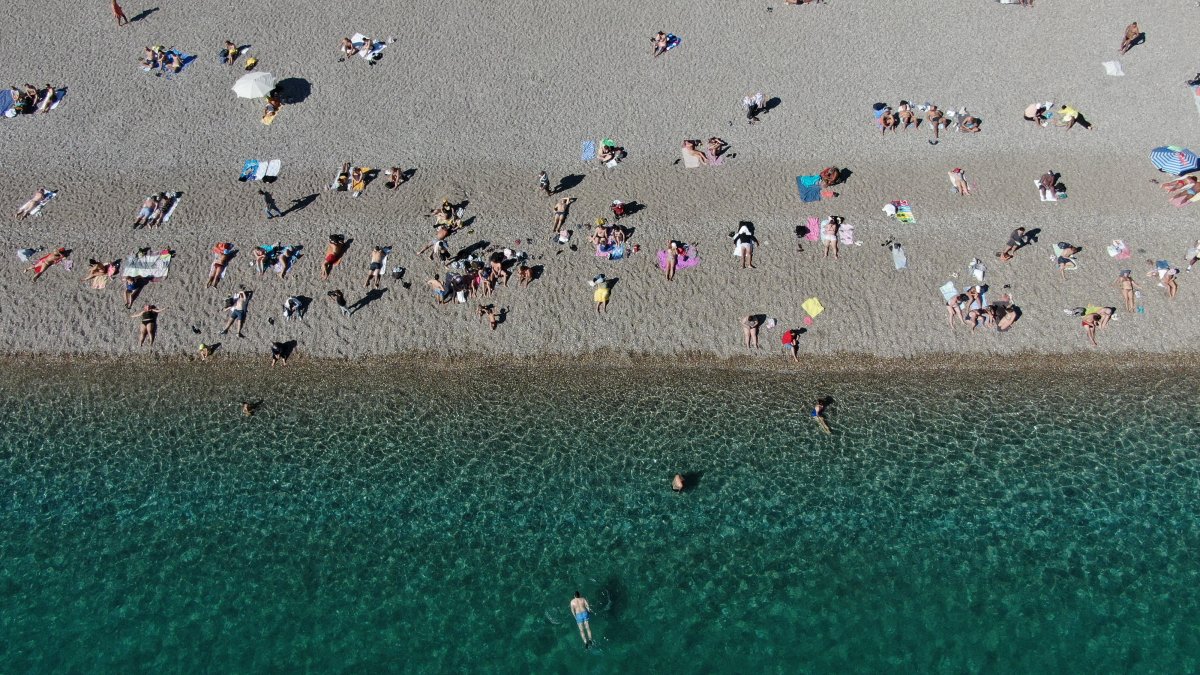 Antalya da Kasım ayında bitmeyen yaz yoğunluğu #4