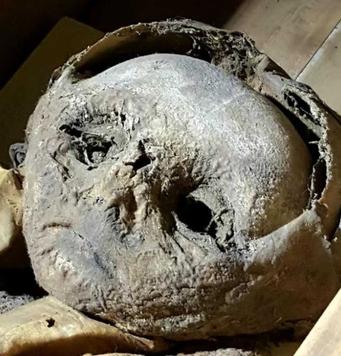 400 yıl önce mumyalanmış bebeğin ölüm nedeni ortaya çıktı #5