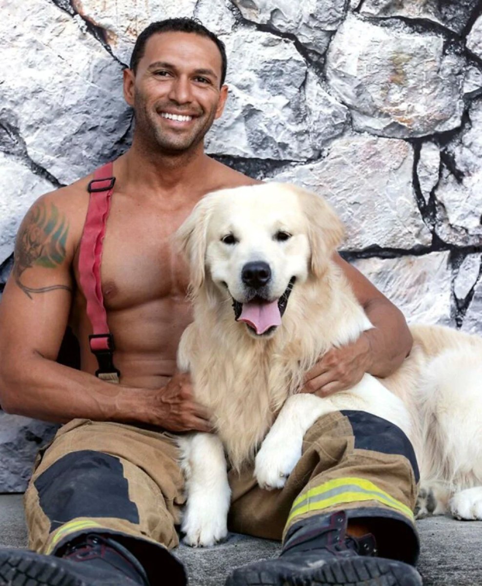 Australian firefighters pose for the 2023 calendar #17