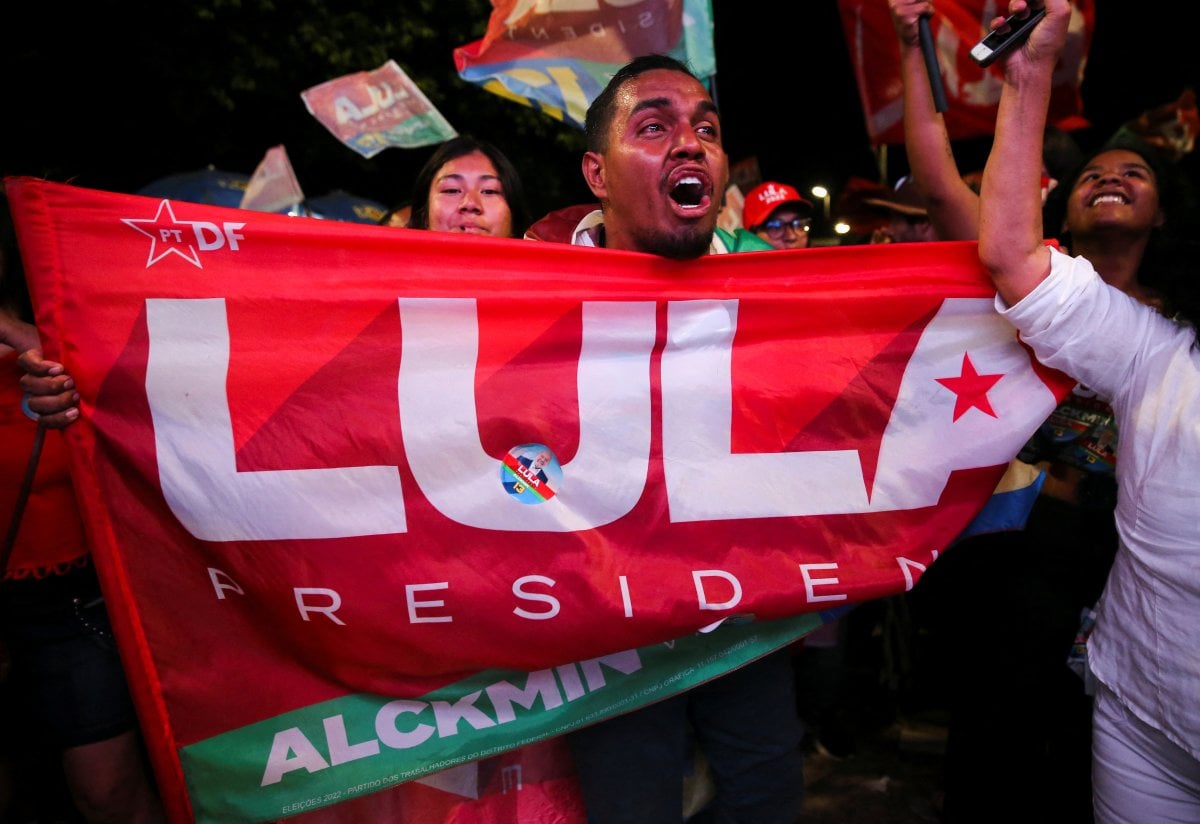 Brezilya da başkanlık seçimini Lula kazandı #7