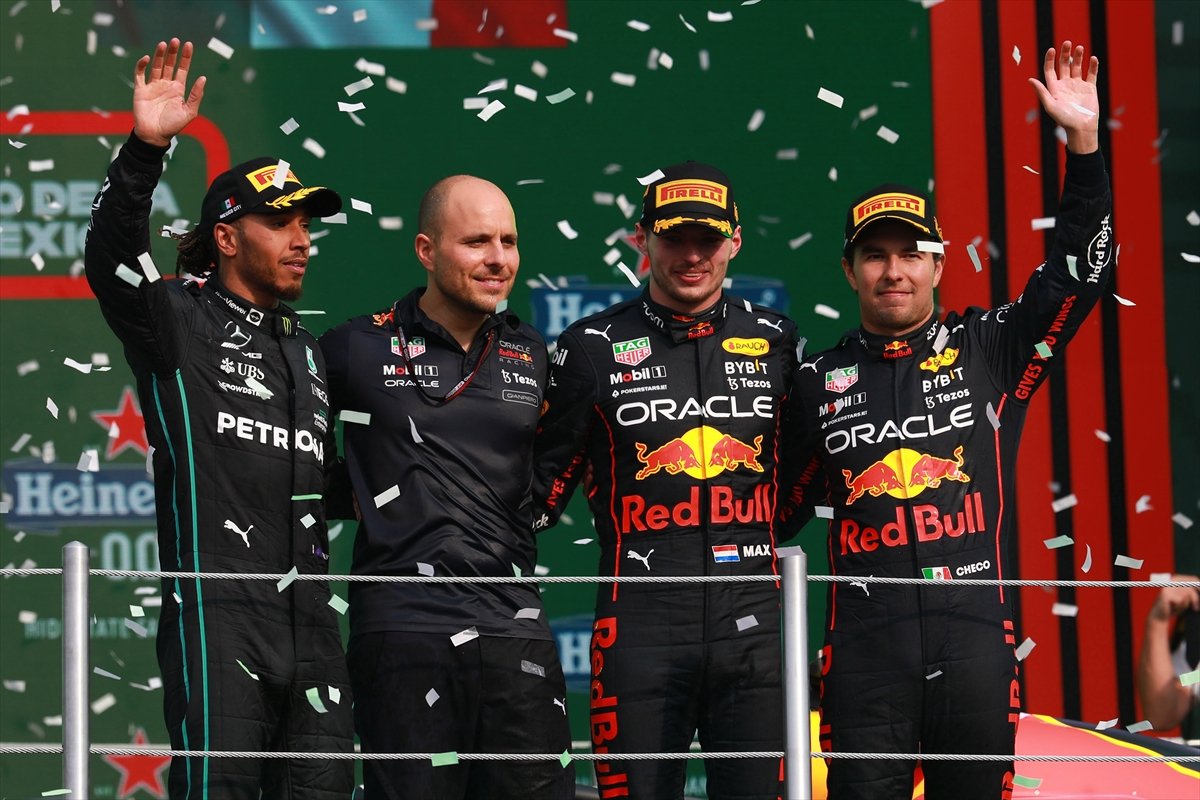 Verstappen made F1 history by winning the Mexican Grand Prix #4