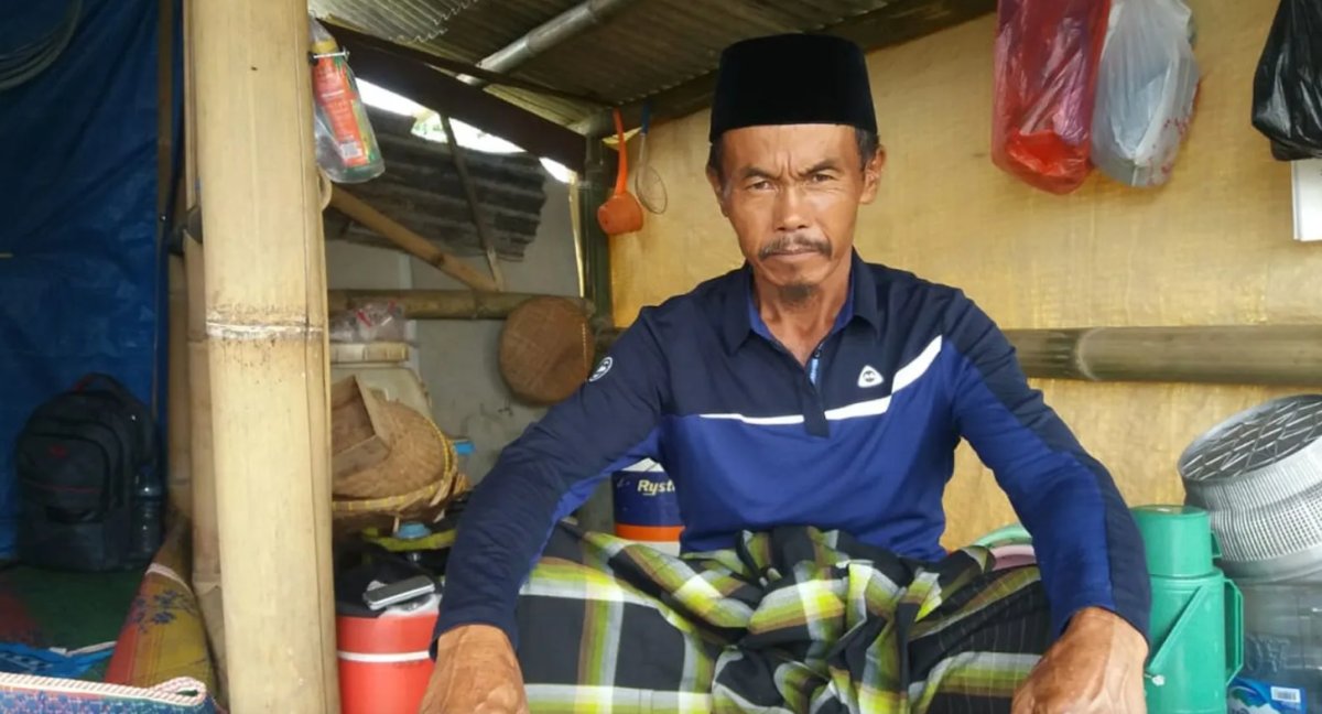 Indonesian farmer preparing for marriage for the 88th time #1
