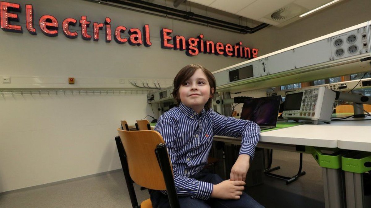 Belgian Laurent Simons is going to do his PhD at the age of 12 #3