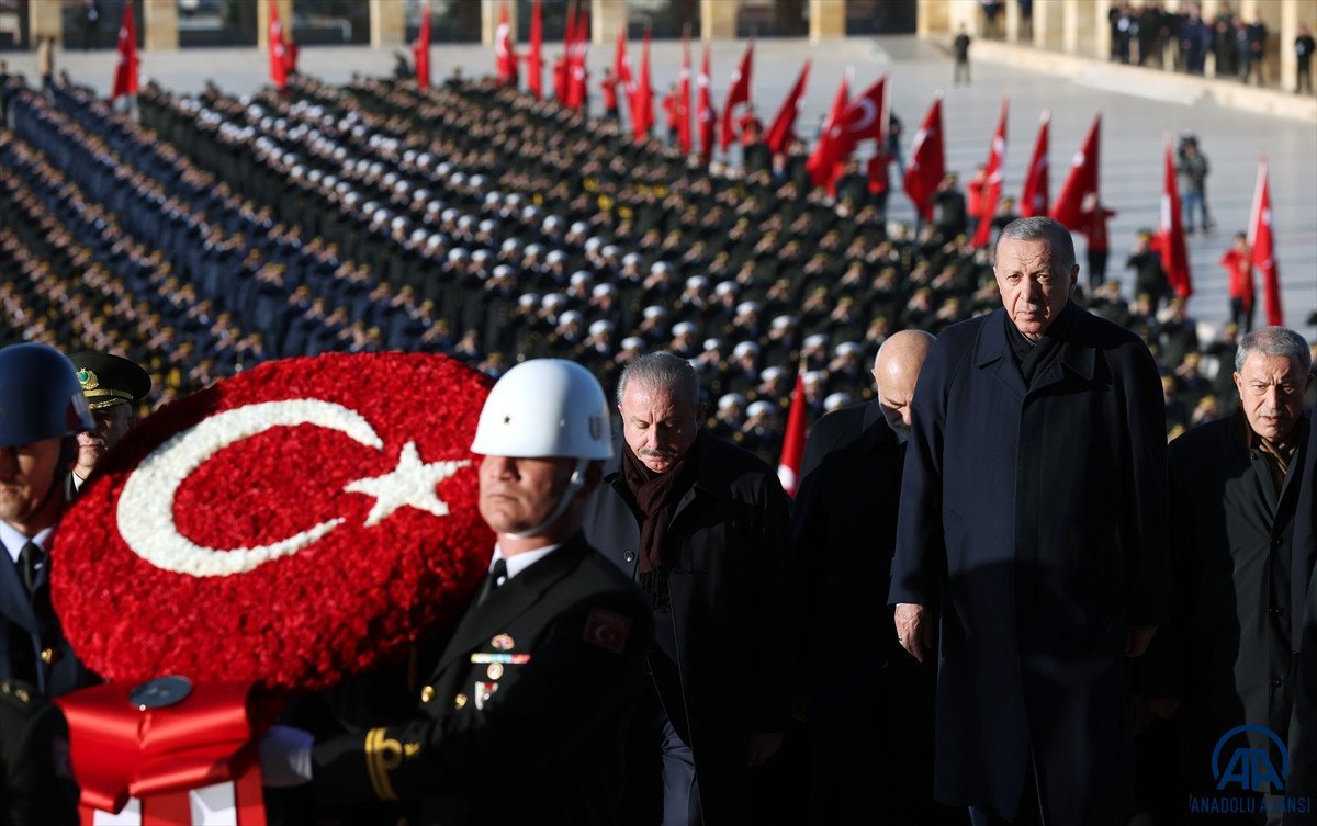 Devlet erkanı Anıtkabir de #2