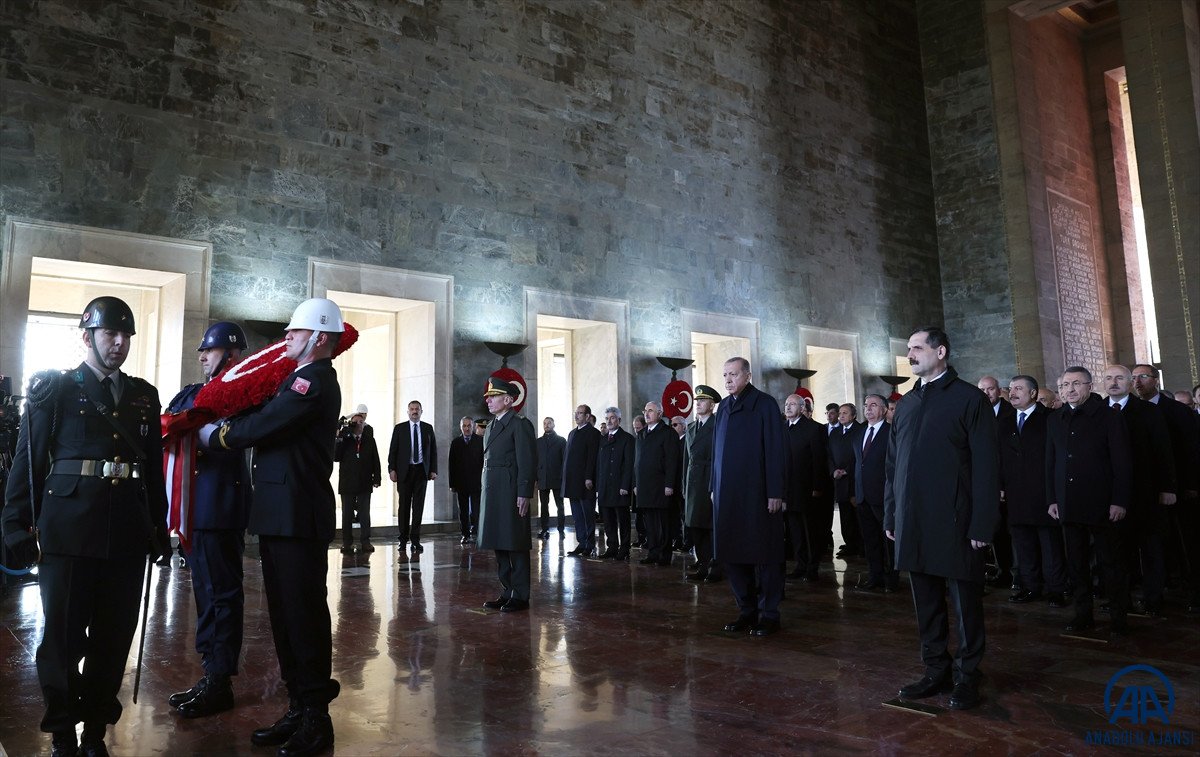 Devlet erkanı Anıtkabir de #3