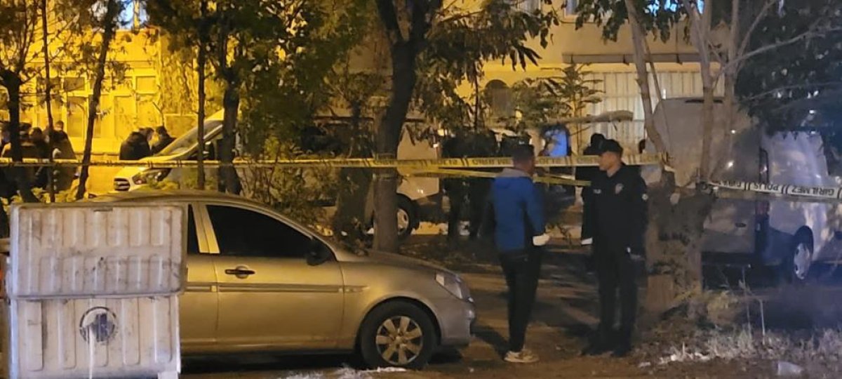 Ankara da bir evde 5 kişinin cansız bedeni bulundu #1