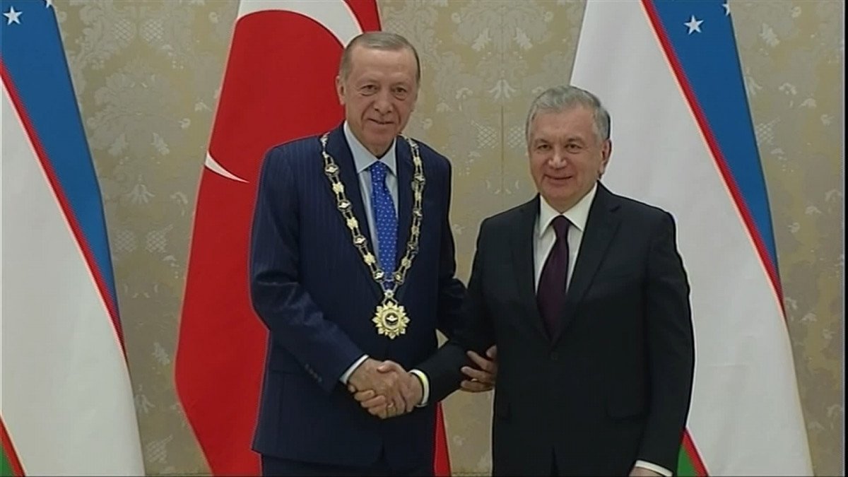 Cumhurbaşkanı Erdoğan a İmam Buhari Nişanı takdim edildi #2