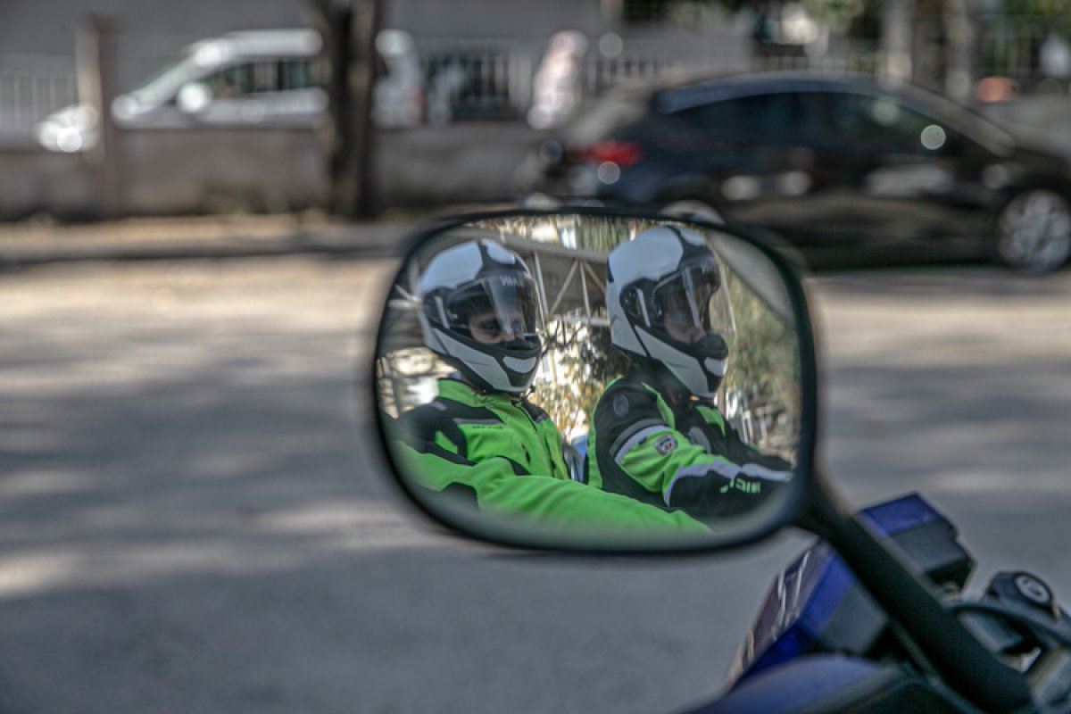 Hatay ın dar sokaklarında hastalara motorize sağlık ekipleri yetişiyor #3