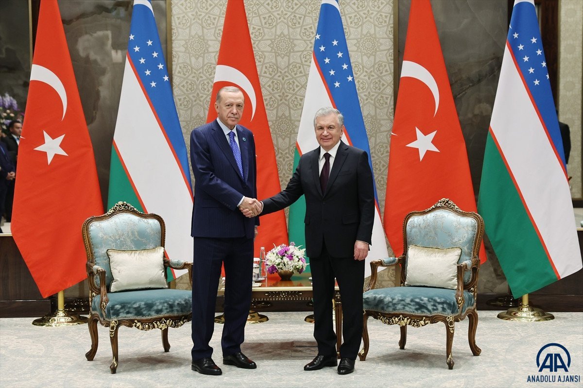 Cumhurbaşkanı Erdoğan Özbekistan dönüşü soruları yanıtladı #5