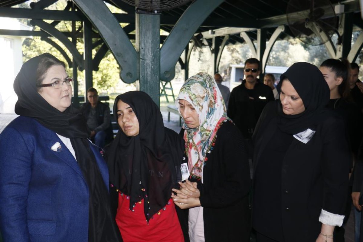 Taksim deki saldırıda şehit olan vatandaşlarımız defnedildi  #5
