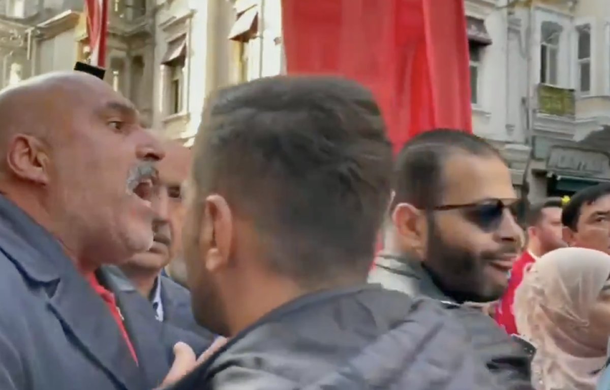 İstiklal Caddesi nde İyi Parti heyetine tepki #3