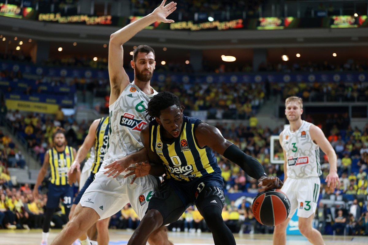 Fenerbahçe Panathinaikos u mağlup etti #3