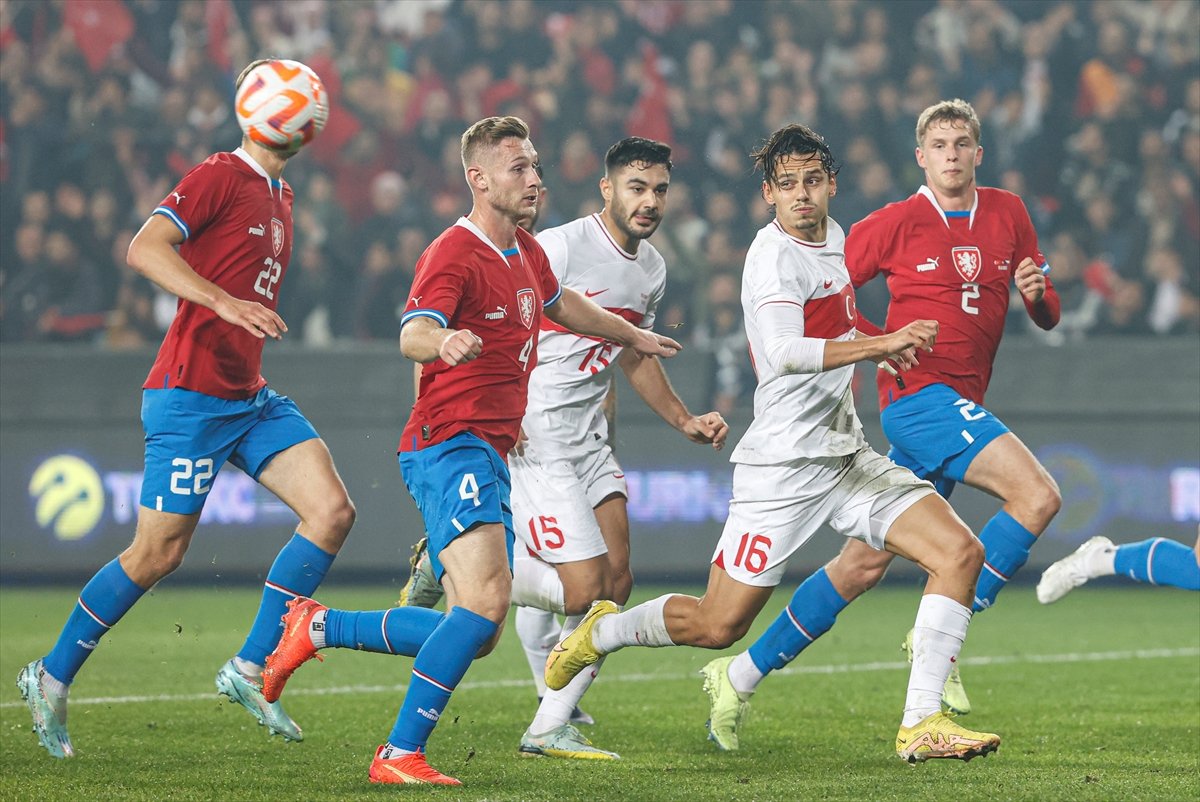 A Milli Takımımız, Çekya yı iki golle geçti #7
