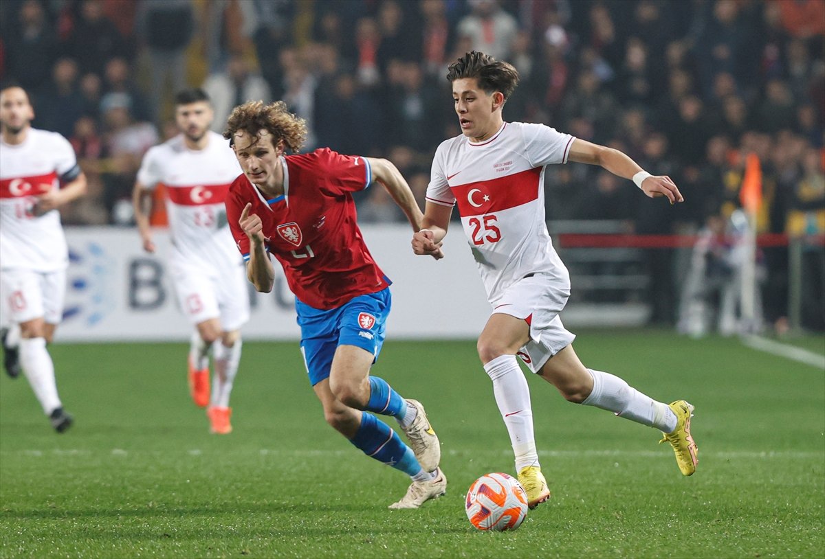 A Milli Takımımız, Çekya yı iki golle geçti #4