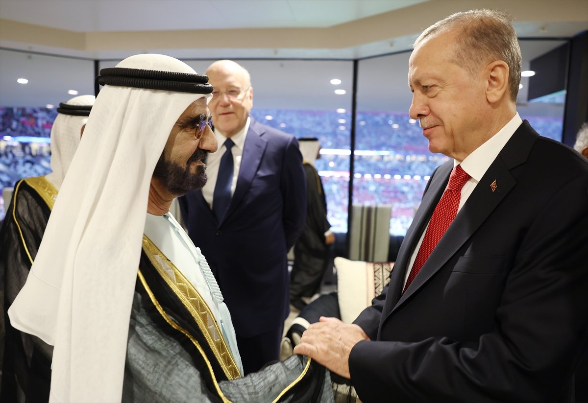 Cumhurbaşkanı Erdoğan ile mevkidaşı Sisi den samimi kareler  #3