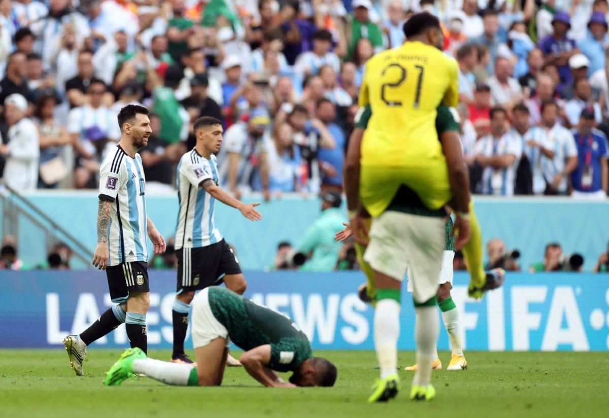 Suudi Arabistan - Arjantin maçının ardından dikkat çeken kareler #2