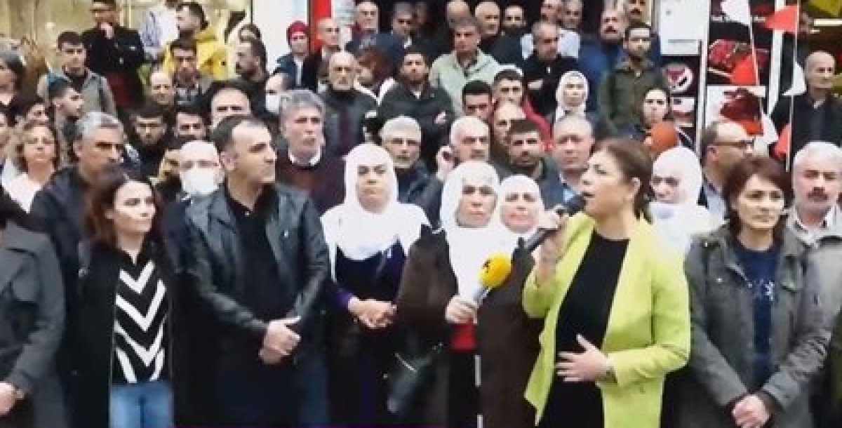 HDP li Beştaş, YPG teröristlerine 1 numaralı selam gönderdi