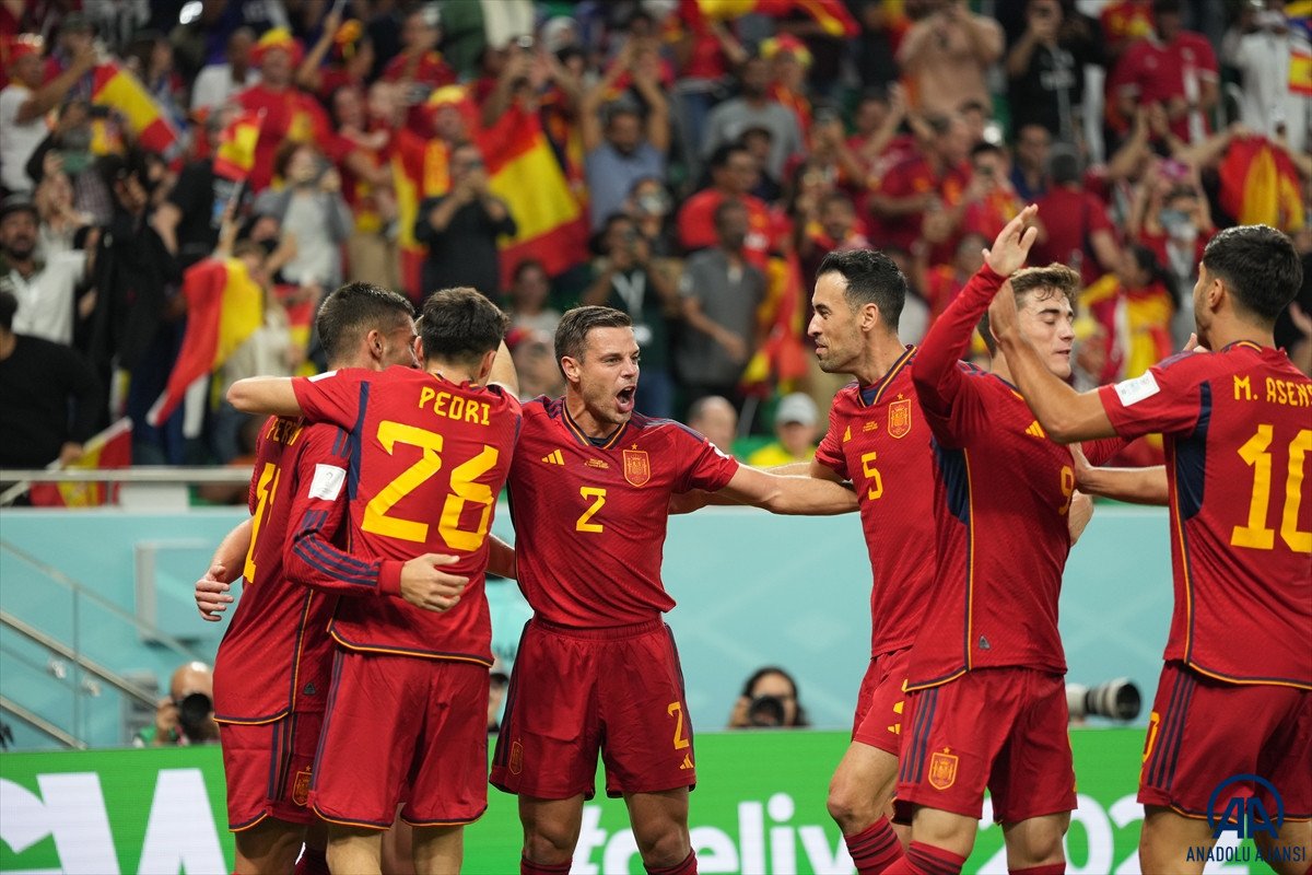 İspanya, Kosta Rika yı 7 golle geçti #8