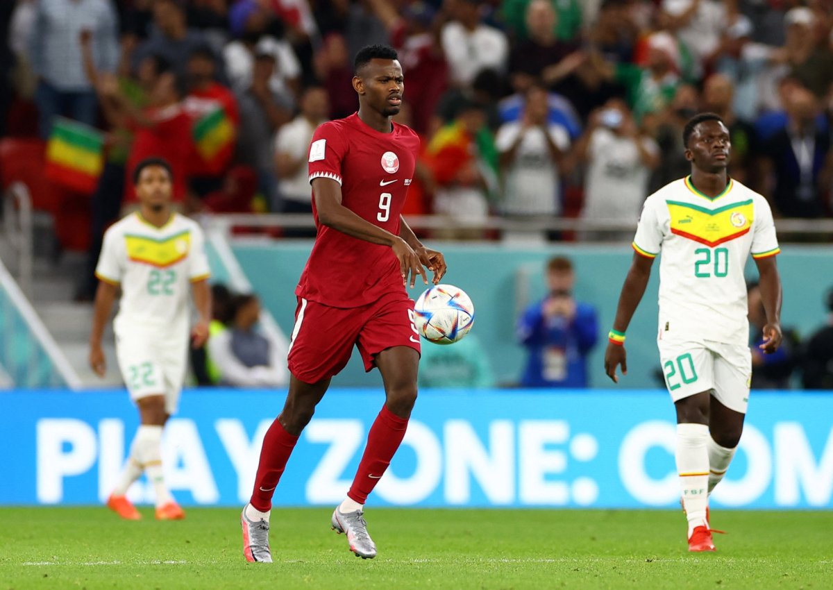 Senegal, ev sahibi Katar ı üç golle geçti #8