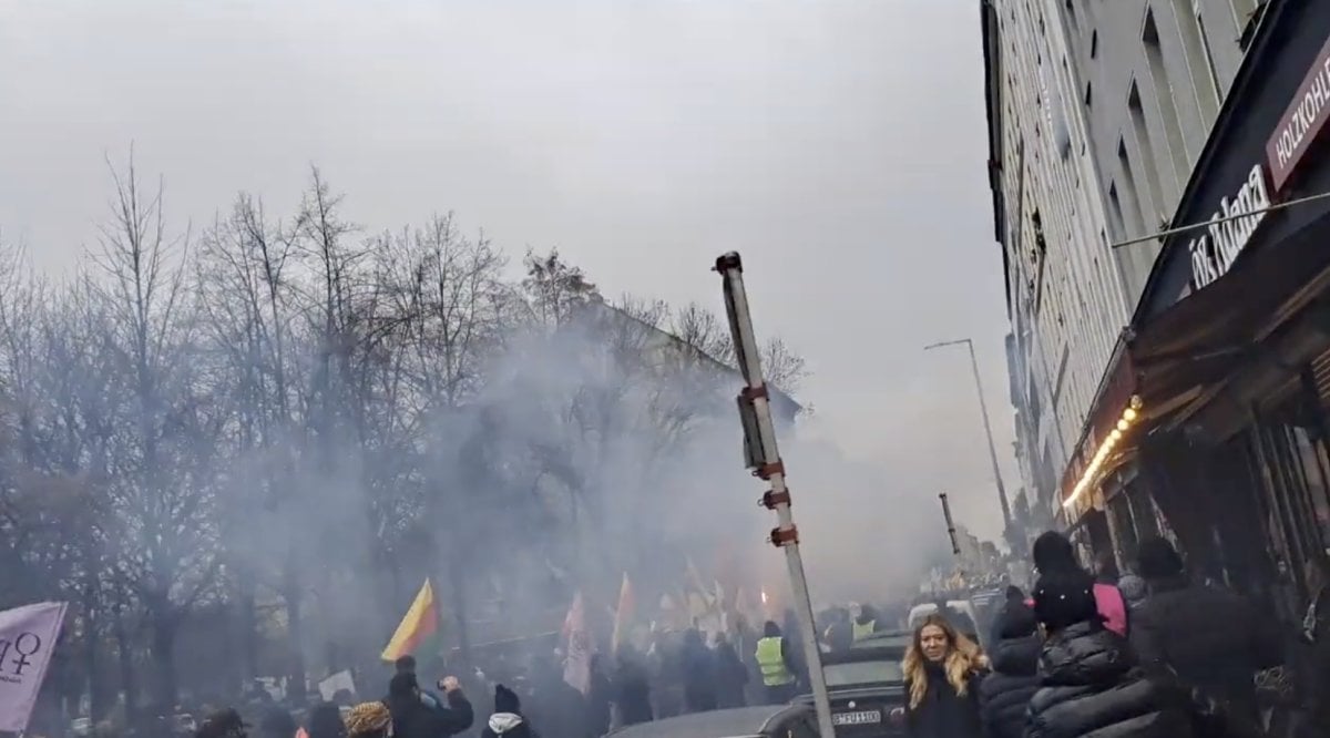 Berlin’de PKK yandaşları gösteri ve yürüyüş yaptı #9