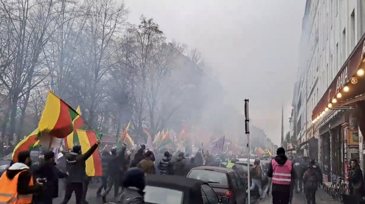 Berlin’de PKK yandaşları gösteri ve yürüyüş yaptı #8