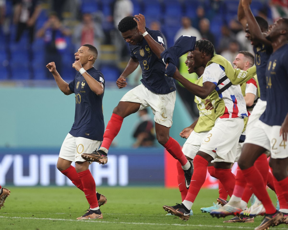 Dünya Kupası nda son 16 ya kalan ilk takım Fransa oldu #3