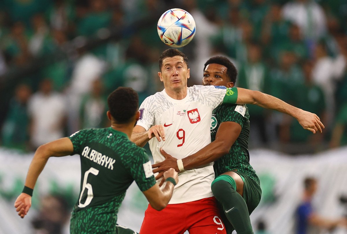 Polonya, Suudi Arabistan ı iki golle mağlup etti #2