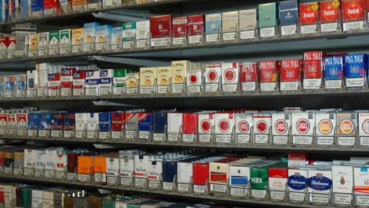 Belçika ve Hollanda da otomatlar ve süpermarketlerde sigara satışı yasaklanacak #3
